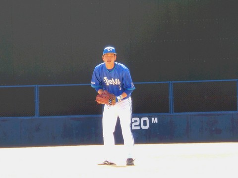 明日はファームの開幕やね