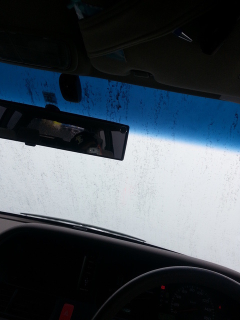 車洗って流れかえよ！