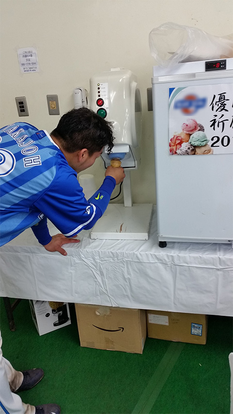 寒いと自然と暖かい所に集まる