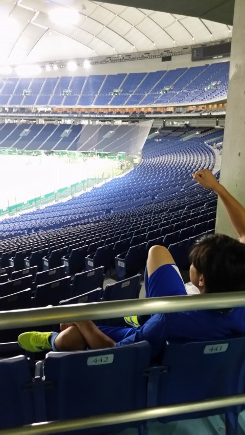 かっ飛ばせぇ～