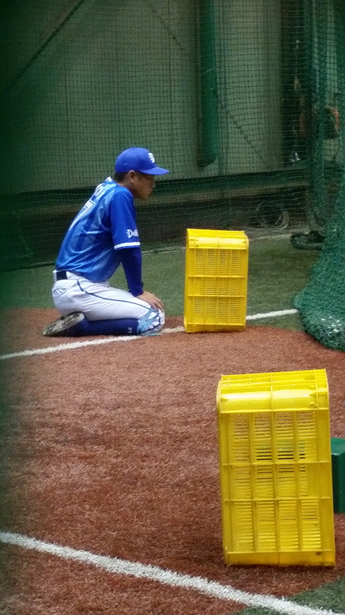 相手はコンテナ