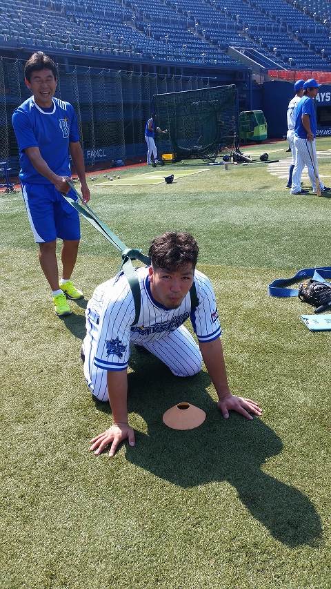 だいぶ上体低いねぇ～(笑)