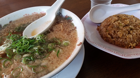 息子とラーメン。