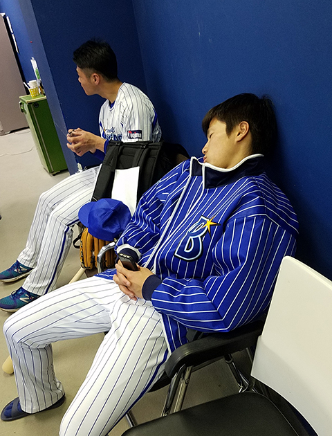 ぶっ飛んでます