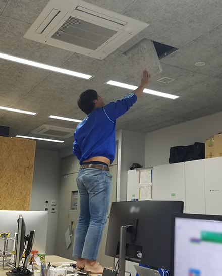 決死の作業