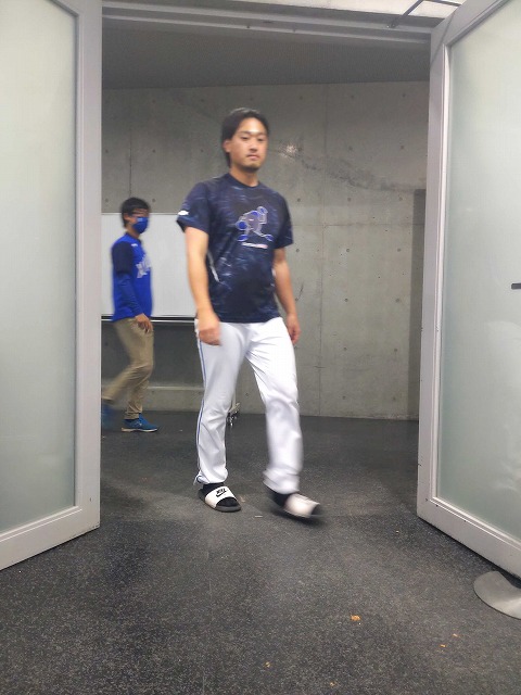 人通りが多くて仕事にならない…