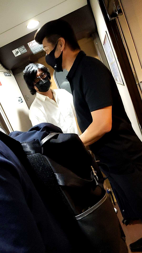 金沢に移動します