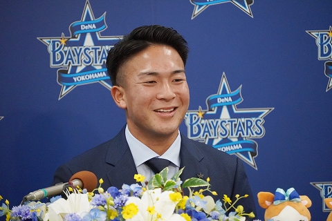 勝又選手いざ会見へ！