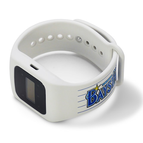 【専用です】【2セット】時計　　funband横浜DeNAベイスターズモデル ウェアラブル端末「funband」ベイスターズモデルが9/3(日)発売