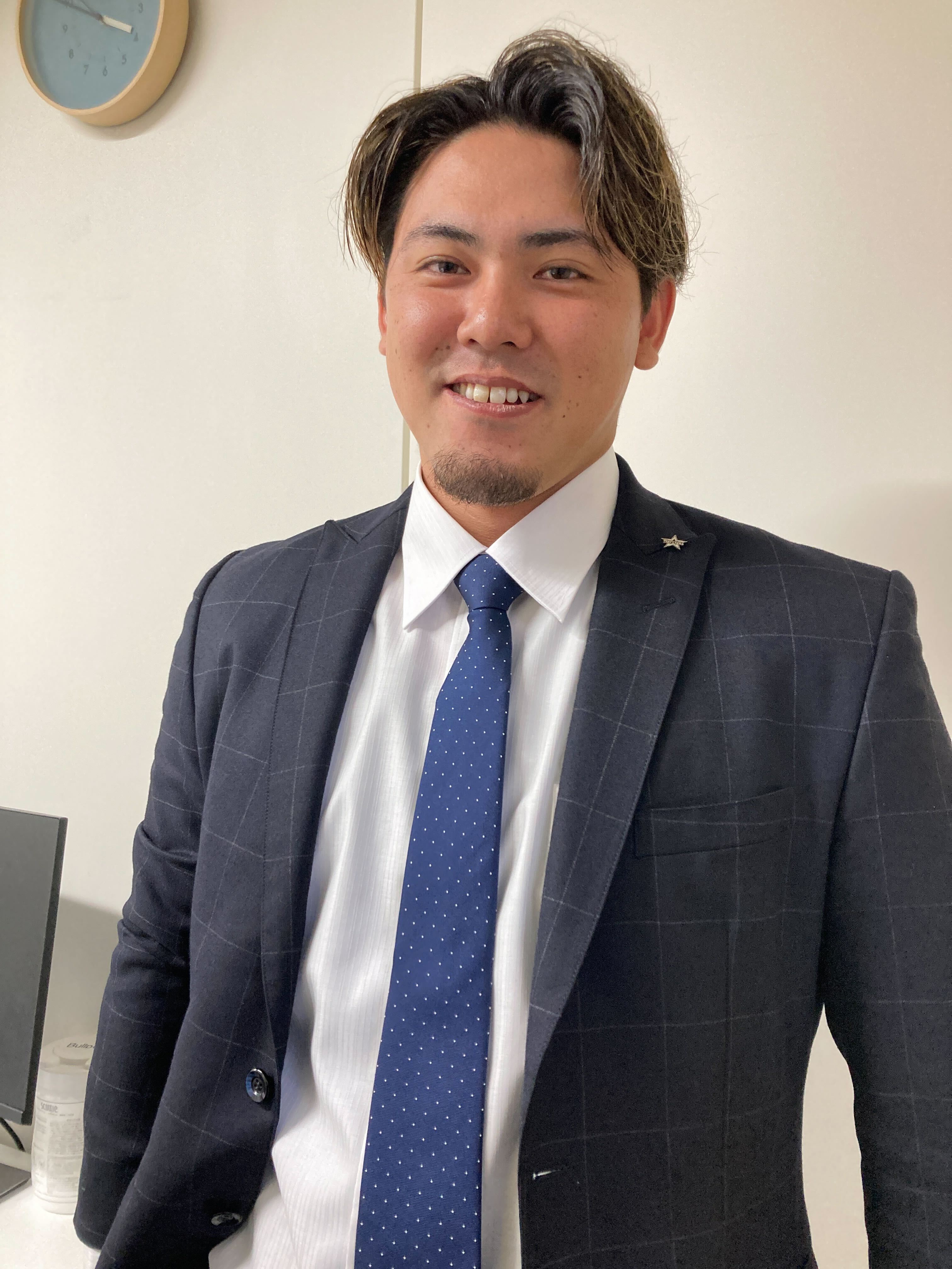 スーツでキメる男たち【中川 虎大選手】