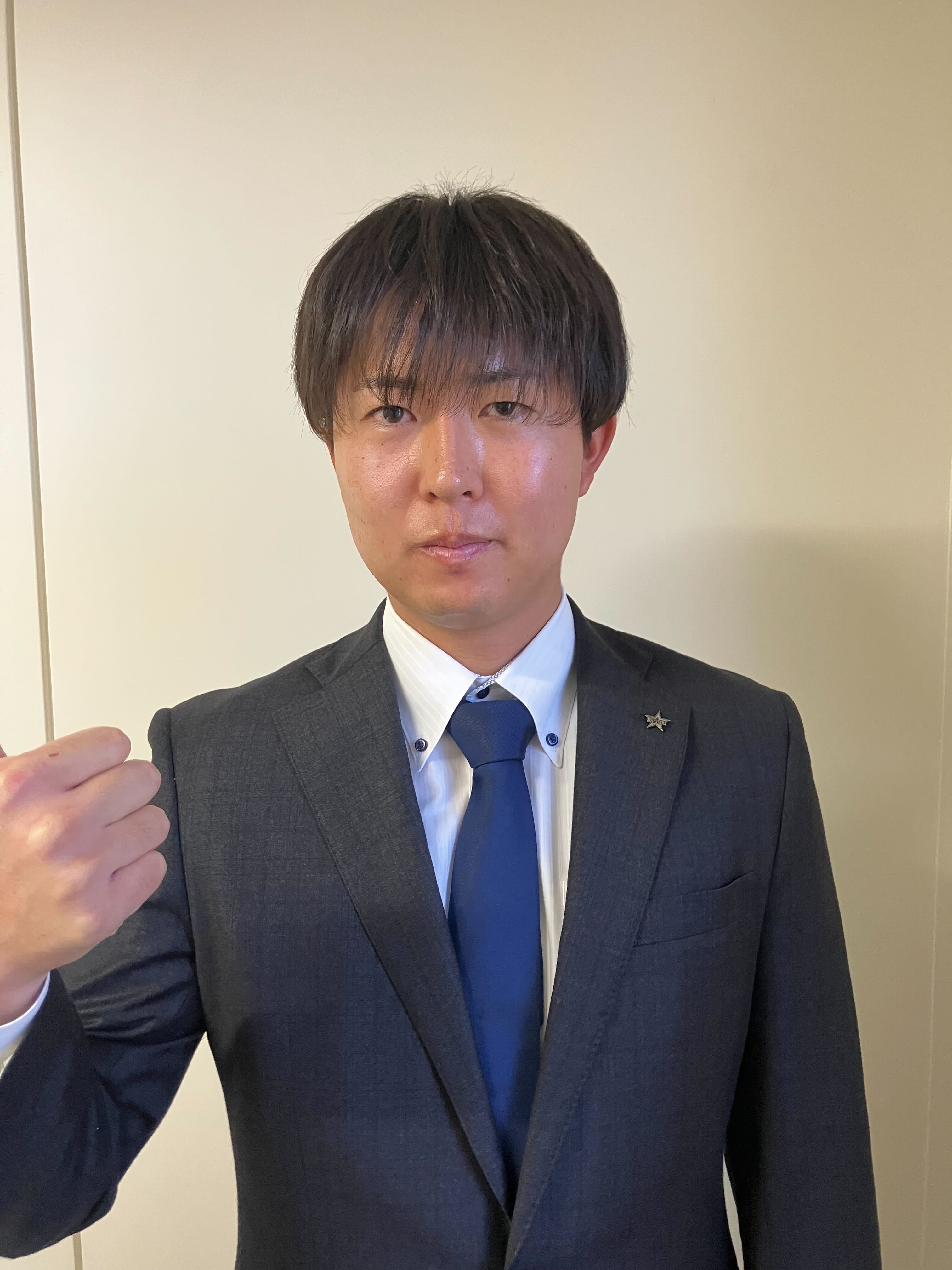 スーツでキメる男たち【京山 将弥選手】        