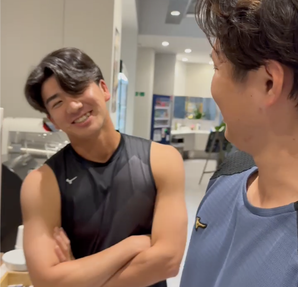 恥ずかしいな、こんな‥