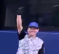 大村コーチの最新アイテム