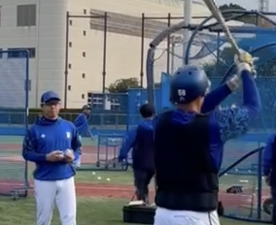 ドバイを控えた田内