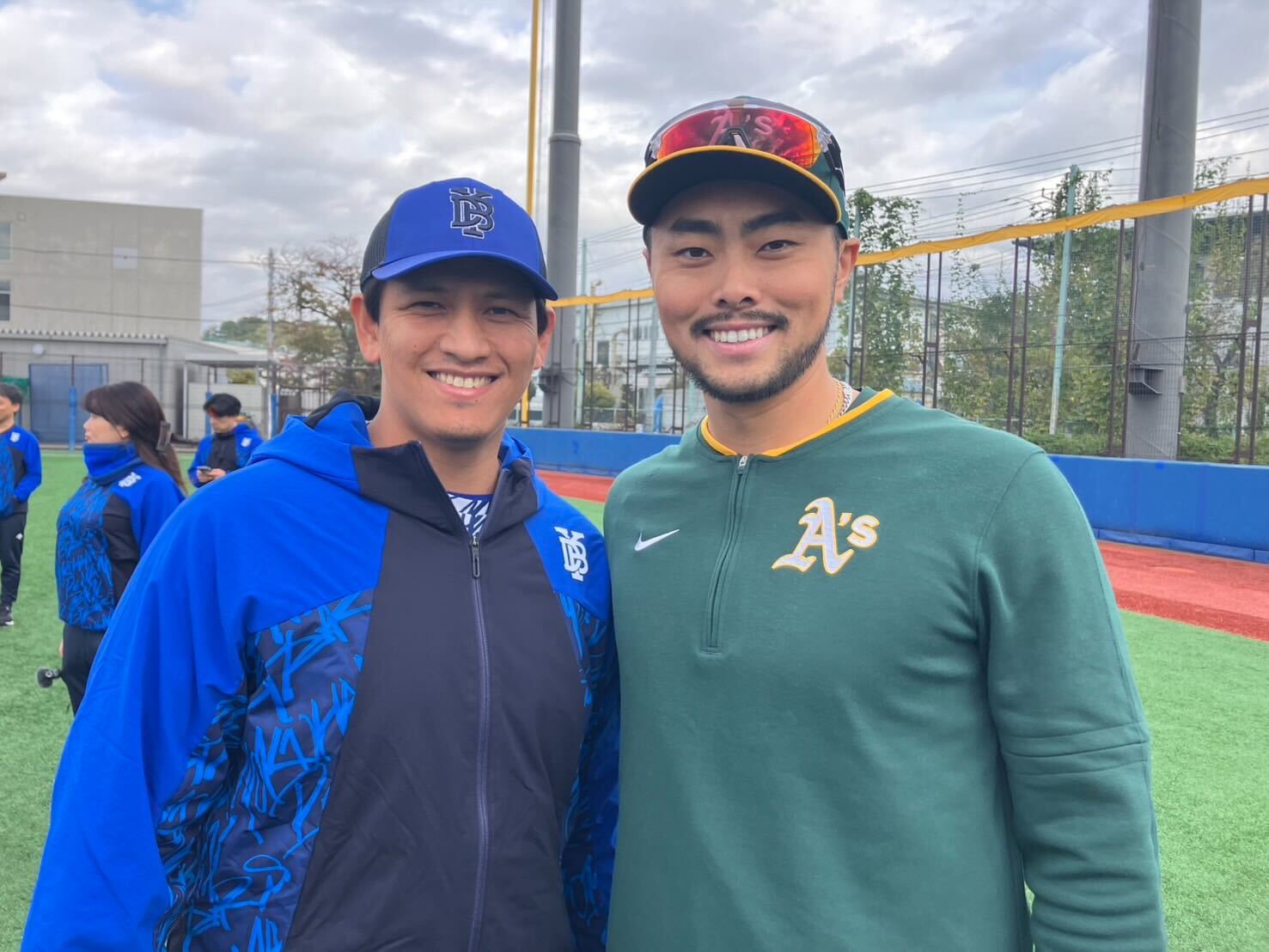 明るい性格ナイスガイです！