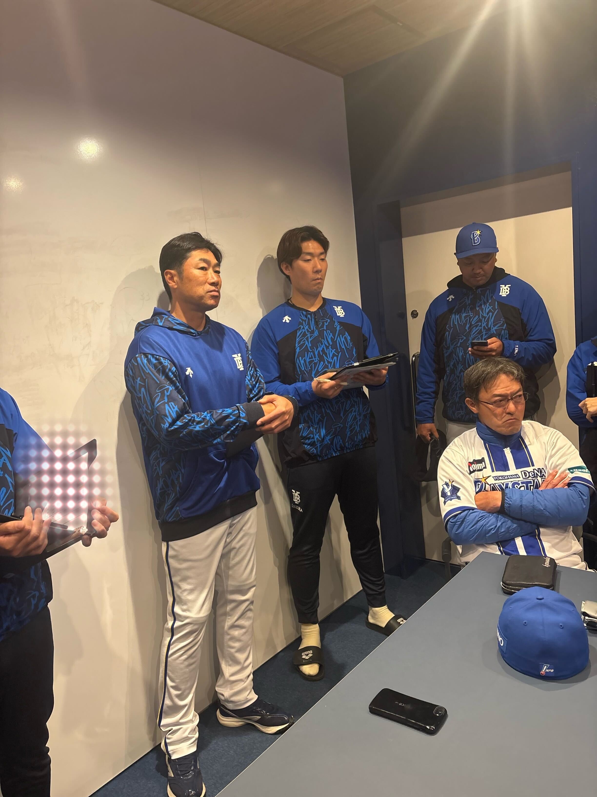 戦略ミーティング！