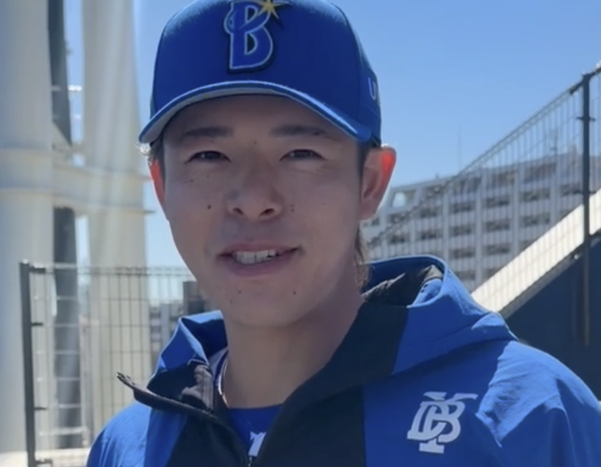 ウィング席に興奮する選手たち！