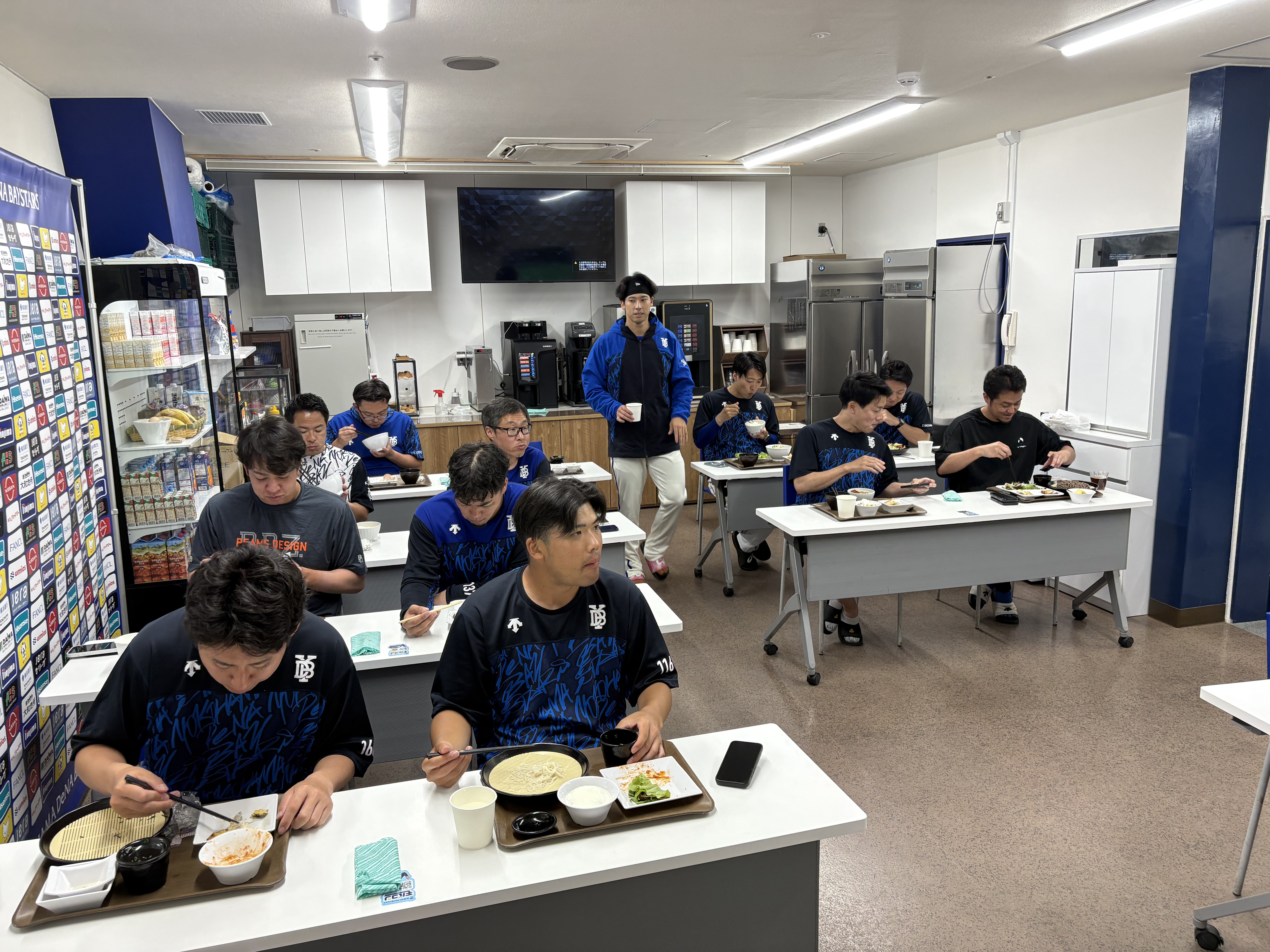 平良をさがせ。