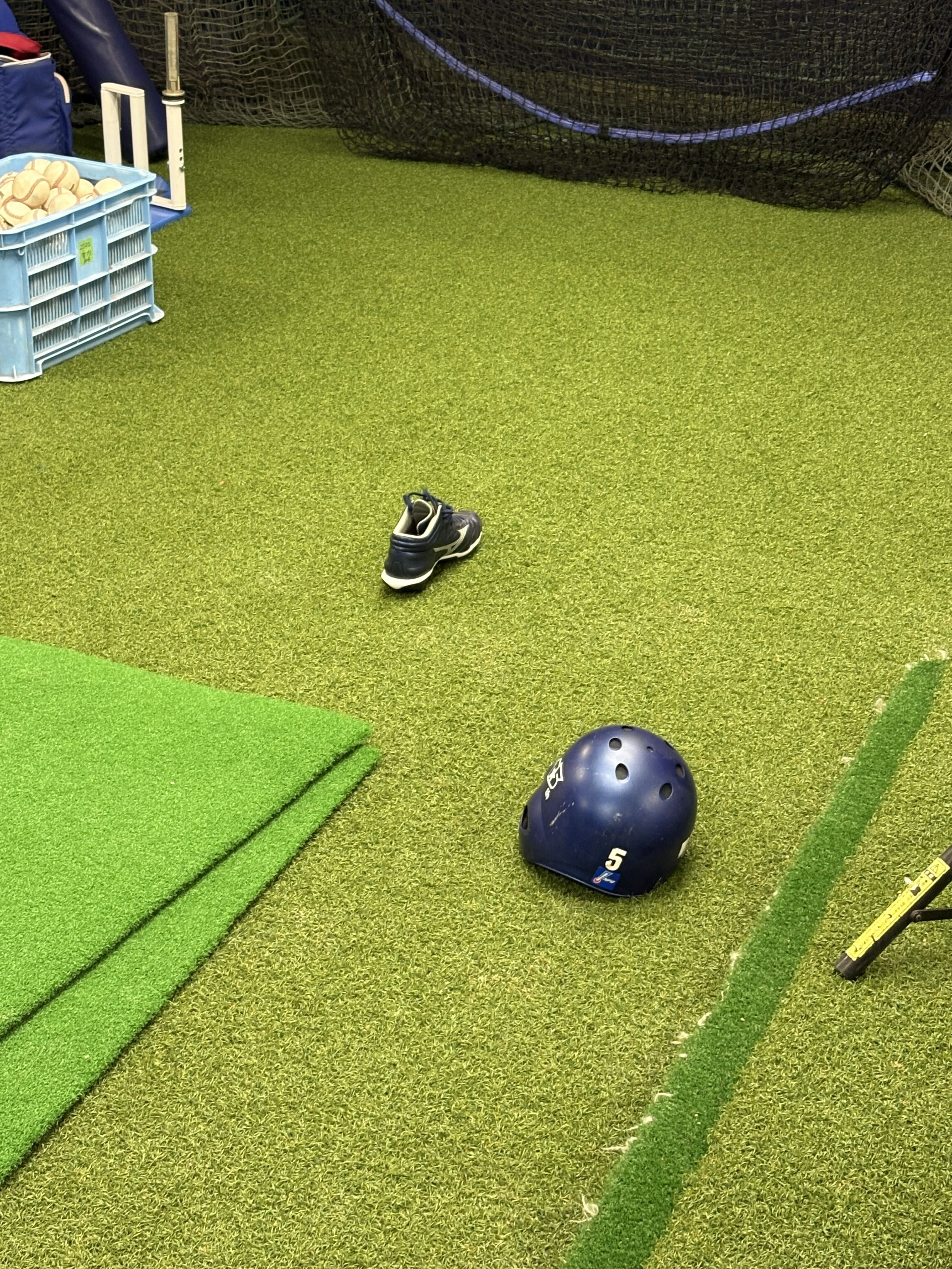 ベンチ裏にこんな状態で・・・・