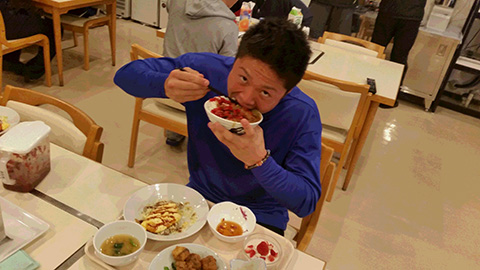 一軍場出.........???