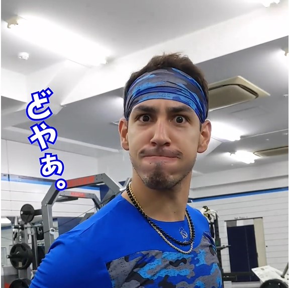 トレーニングに励む