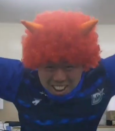 全力で豆ぶち当てたる