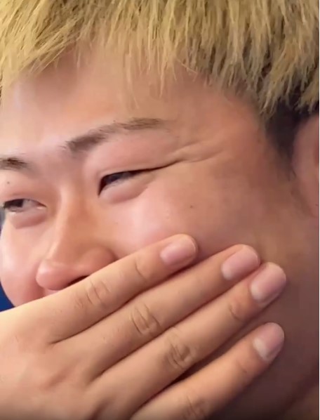 照れる伊勢くん