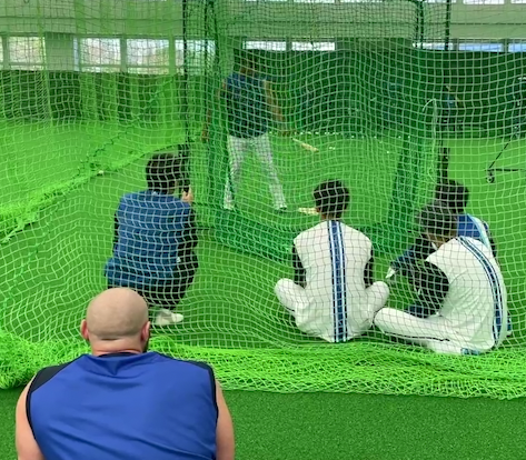 ディアスがいるところには人が集まる