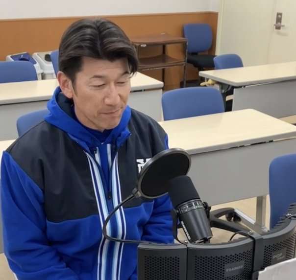 マナー放送のオフショット【三浦 大輔監督】	