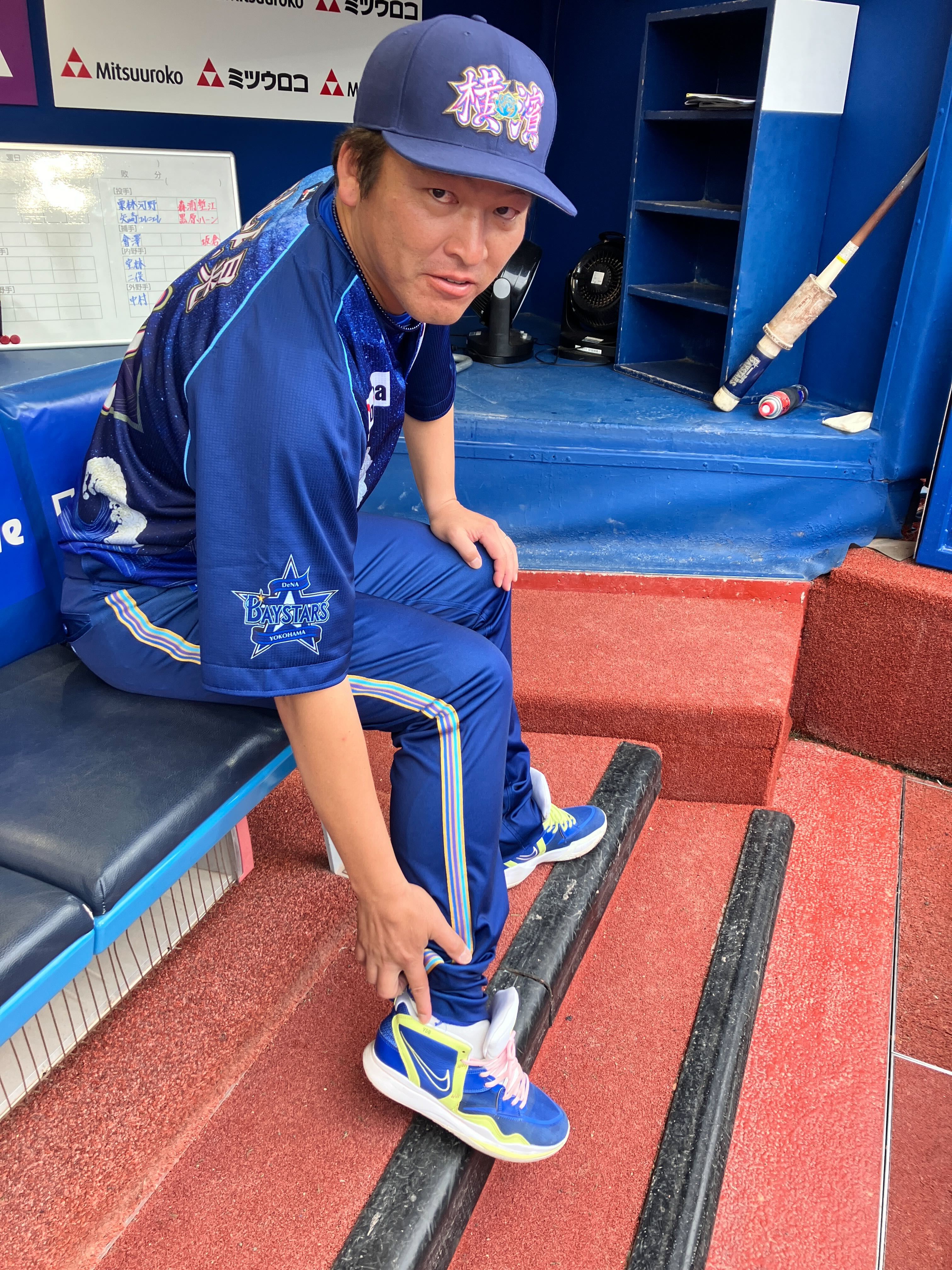 小池コーチのスニーカー